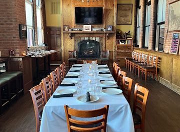 new-york/saratoga-springs/restaurant/harvey-s-restaurant-and-bar