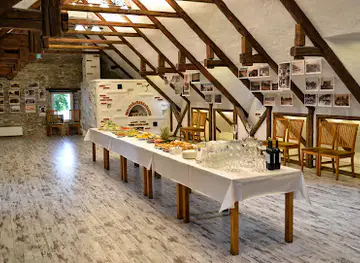 Tavern Peetri Toll