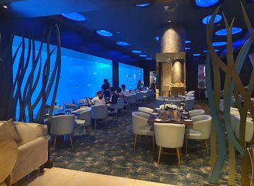 singapore/sentosa/restaurant/ocean-restaurant