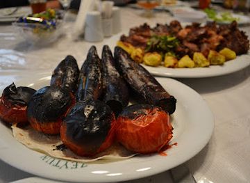 azerbaijan/kura-aras-lowland/restaurant/zeytun