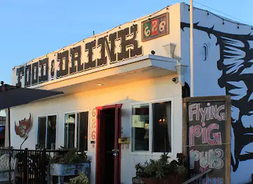 Flying Pig Pub & Kitchen