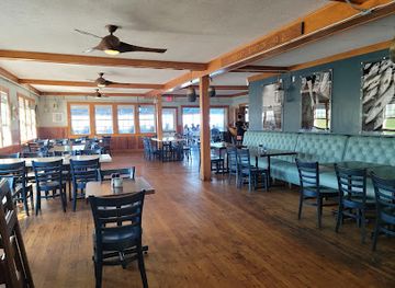 rhode-island/block-island/restaurant/dead-eye-dick-s