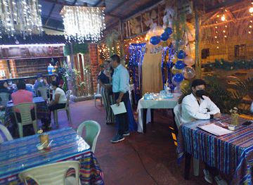 ecuador/tena/restaurant/emanuel-restaurante