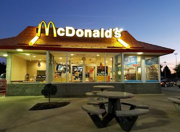 indiana/pokagon-state-park/restaurant/mcdonald-s