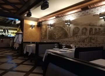 ukraine/bukovel/restaurant/chacha-puri