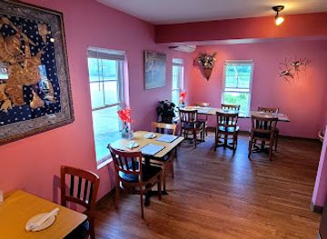 vermont/lake-champlain-islands/restaurant/victoria-s-cafe