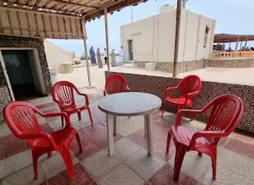 مطعم المينا مرباط