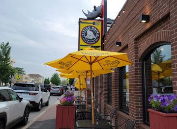 massachusetts/worcester/restaurant/flying-rhino-cafe