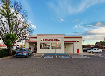 new-mexico/eastern-new-mexico/restaurant/blake-s-lotaburger
