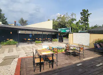 Portico Bar Resto Gisenyi
