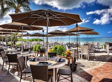 florida/naples-beach/restaurant/the-turtle-club