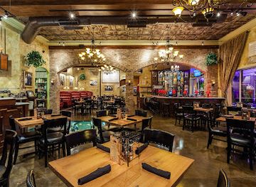 florida/southwest-florida/restaurant/capone-s-coal-fired-pizza