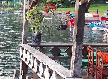 el-salvador/santa-ana/lake-coatepeque/restaurant/restaurante-alicia-s