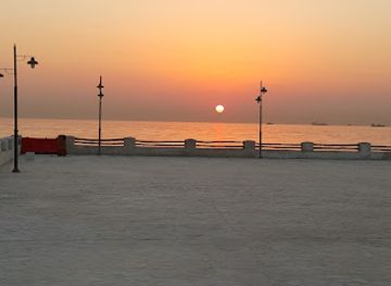 qatar/al-wakra-beach/restaurant/al-noukhaza-restaurant
