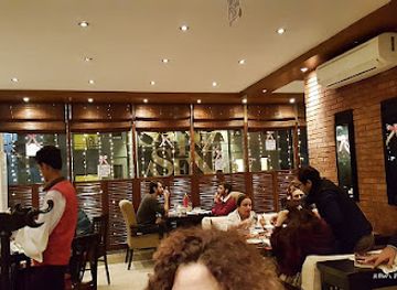 pakistan/lahore/dha-lahore/restaurant/yum-chinese-thai