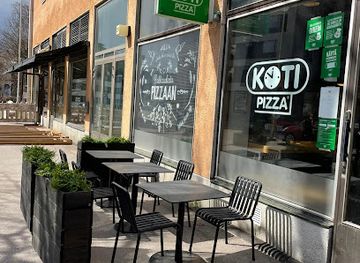 finland/ylläs/restaurant/kotipizza-lauttasaari