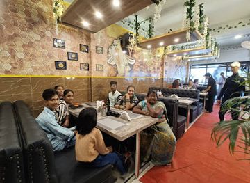 india/arunachal-pradesh/restaurant/momo-magic-cafe-indian-masala-magic-family-restaurant