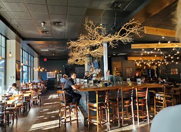 illinois/champaign/restaurant/big-grove-tavern