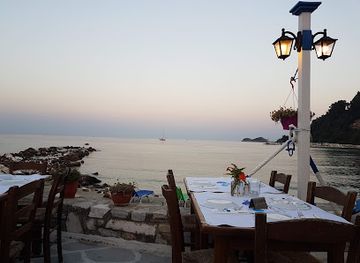 greece/north-aegean/restaurant/taverna-krambousa