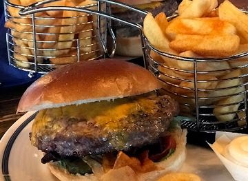 netherlands/amsterdam/museumplein/restaurant/brasserie-hot-parool