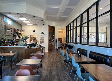 louisiana/central-louisiana/restaurant/the-hausse-at-central-square