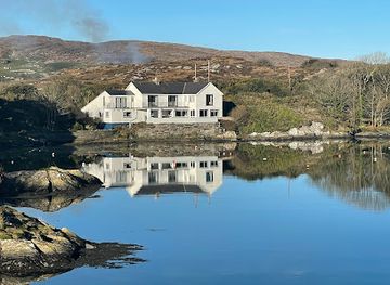 ireland/mizen-head/restaurant/the-heron-s-cove-restaurant-and-b-b