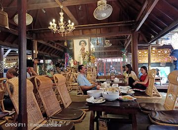 indonesia/yogyakarta/restaurant/the-house-of-raminten