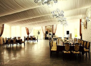 ukraine/simferopol/restaurant/staryy-klen