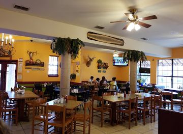 texas/laredo/restaurant/las-palmas-restaurant