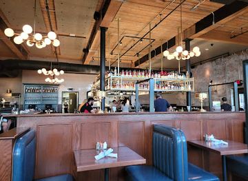 rhode-island/warwick/restaurant/iron-works