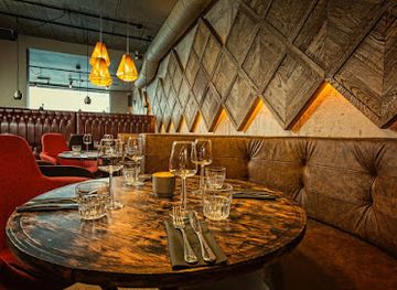 iceland/laugavegur-trail/restaurant/kol-restaurant