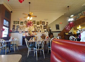 iowa/council-bluffs/restaurant/main-street-cafe