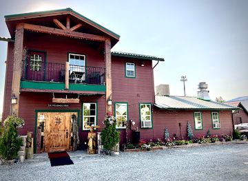 idaho/panhandle/restaurant/candle-in-the-woods