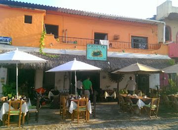 mexico/sayulita/restaurant/sayulita-cafe-casa-del-chile-relleno-comida-mexicana-sayulita-chiles-rellenos