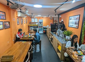 singapore/kampong-glam/restaurant/perghchicks