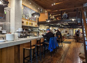 wisconsin/sheboygan/restaurant/field-to-fork