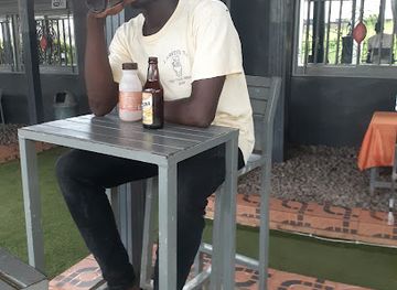 sierra-leone/bonthe/restaurant/hancess-bar-and-restaurant