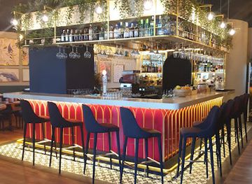 singapore/marina-bay/restaurant/miss-fitz