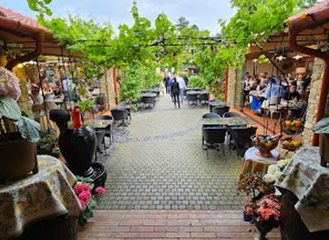 hungary/balaton-uplands/restaurant/il-lago-ristorante-balatonfured