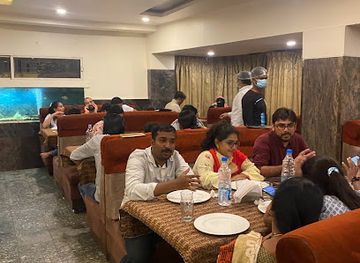 india/hyderabad/charminar/restaurant/hotel-shadab