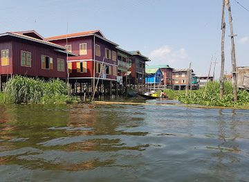myanmar-burma/inle-lake/restaurant/linn-pyae-restaurant