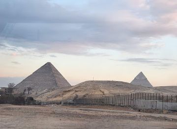 egypt/giza-plateau/restaurant/caviar-restaurant-pyramids