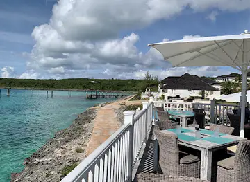 1648 - An Island Restaurant