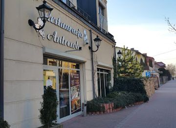 poland/kielce/restaurant/antresola