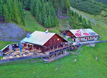 austria/karwendel-mountains/restaurant/thaurer-alm