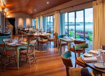 australia/melbourne/st-kilda/restaurant/donovans