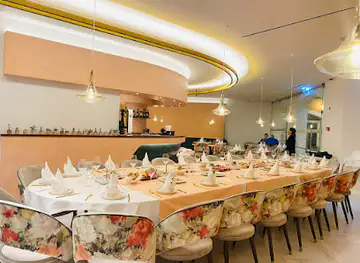 Julius Restaurante Wine Bar