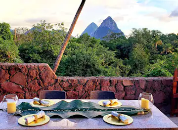 Treetop Restaurant and Bar
