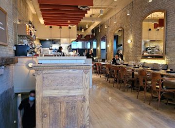 canada/winnipeg/exchange-district/restaurant/kevin-s