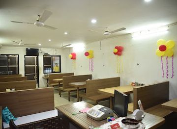 india/rajkot/restaurant/krishna-restaurant-a-c